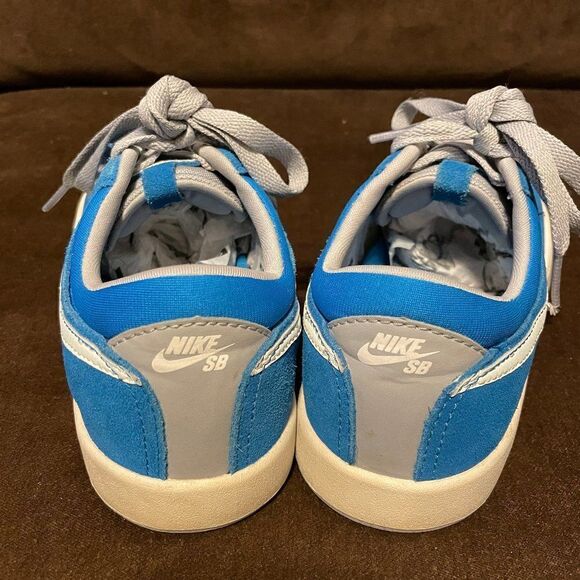 Like New condition Nike Eric Koston Skateboarding sneaker GS 6.5 US or 8 womens - Picture 4 of 7